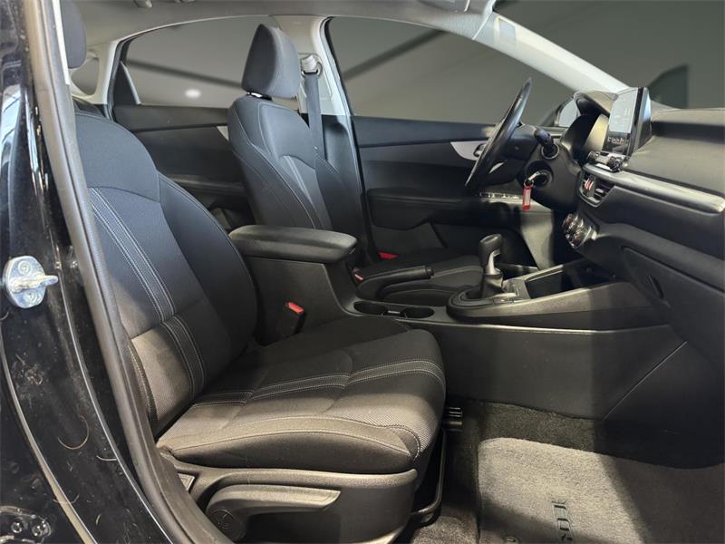 kia Forte 2022 - 10