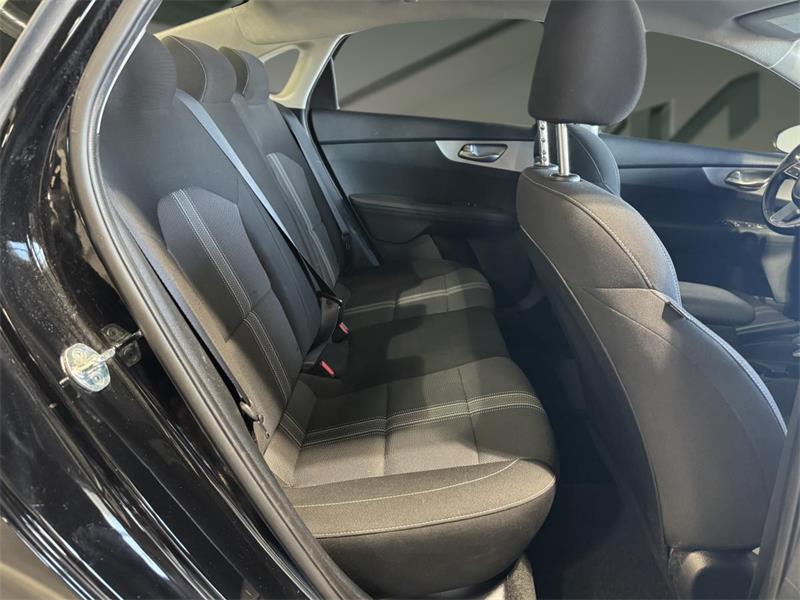 kia Forte 2022 - 11