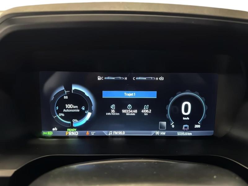 ford F-150 Lightning 2023 - 32