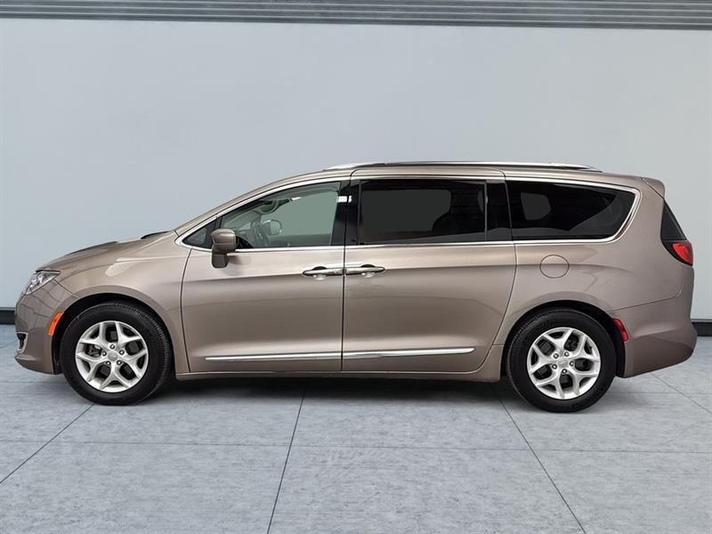 chrysler Pacifica 2018 - 7