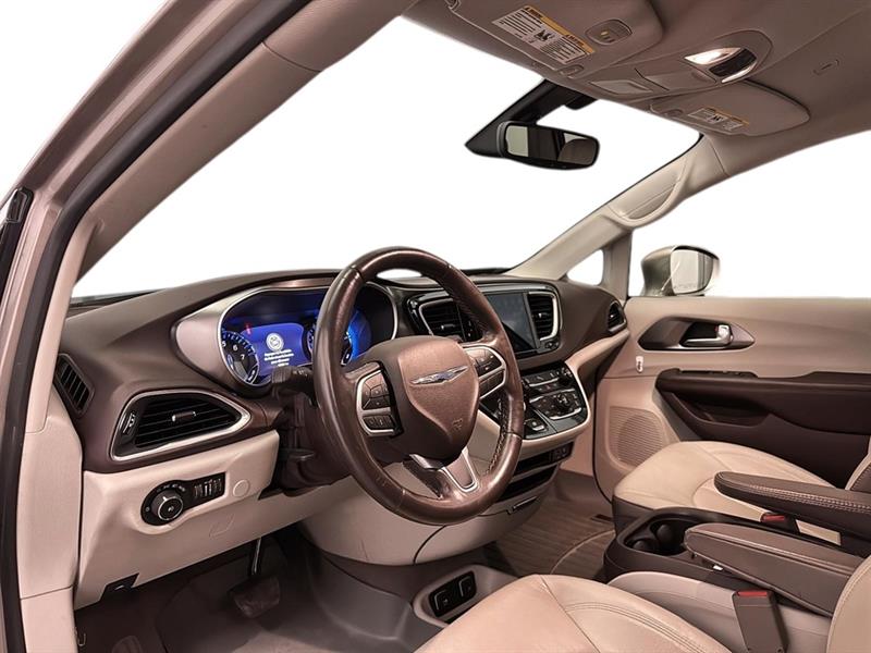 chrysler Pacifica 2018 - 15