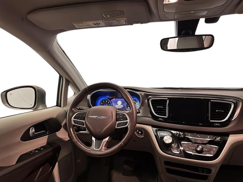 chrysler Pacifica 2018 - 26