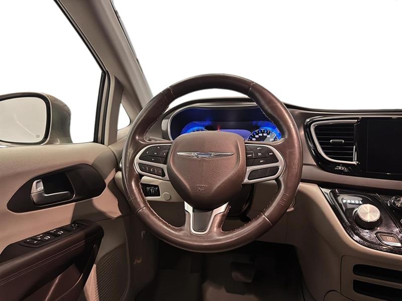 chrysler Pacifica 2018 - 29
