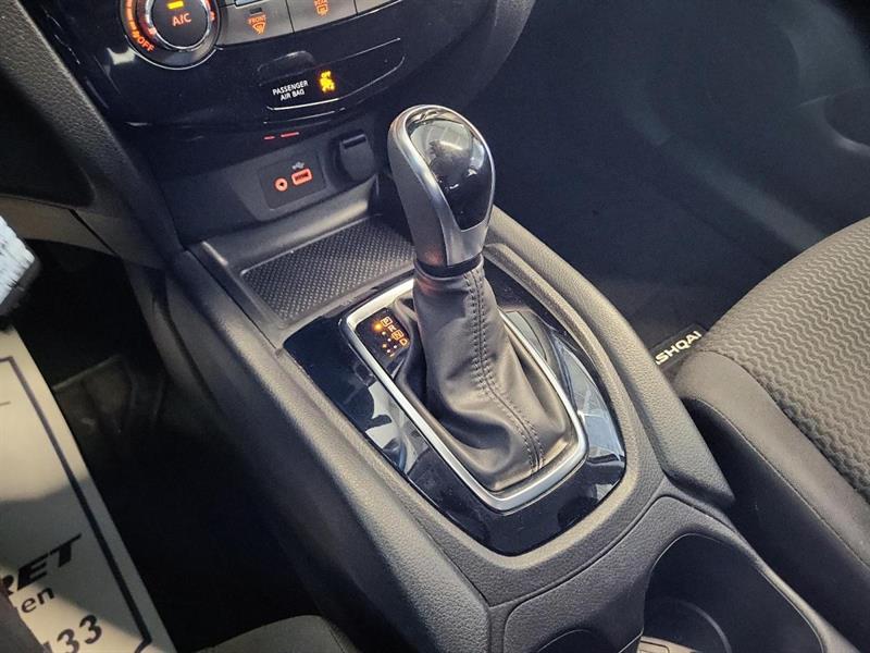 nissan Qashqai 2020 - 16