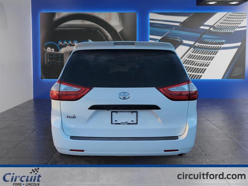 toyota Sienna 2017 - 5