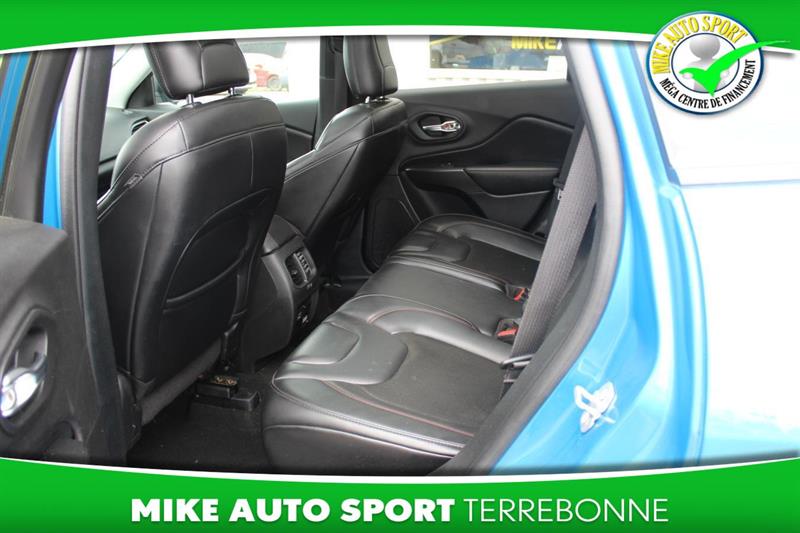 jeep Cherokee 2021 - 11