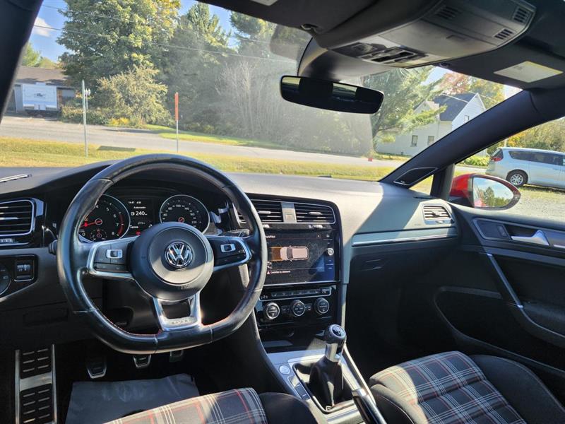 volkswagen Golf GTI 2018 - 23