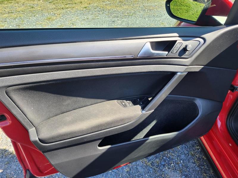 volkswagen Golf GTI 2018 - 24