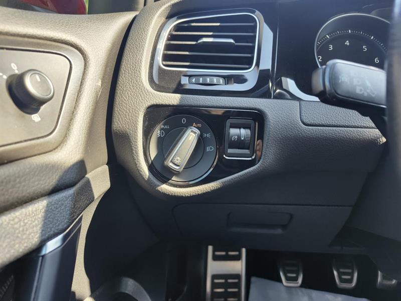 volkswagen Golf GTI 2018 - 28