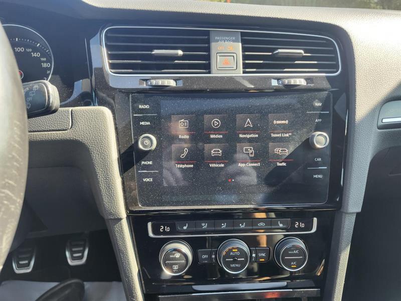 volkswagen Golf GTI 2018 - 40