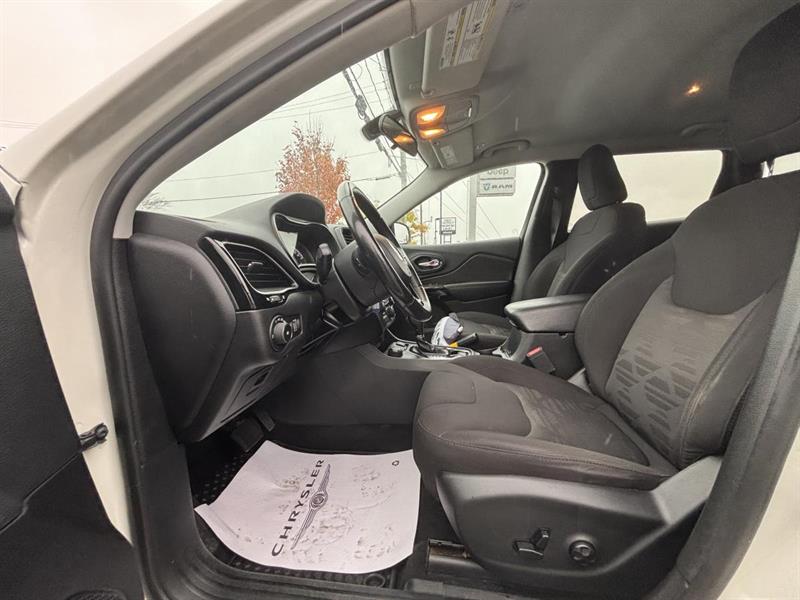 jeep Cherokee 2019 - 18