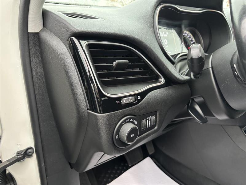 jeep Cherokee 2019 - 19