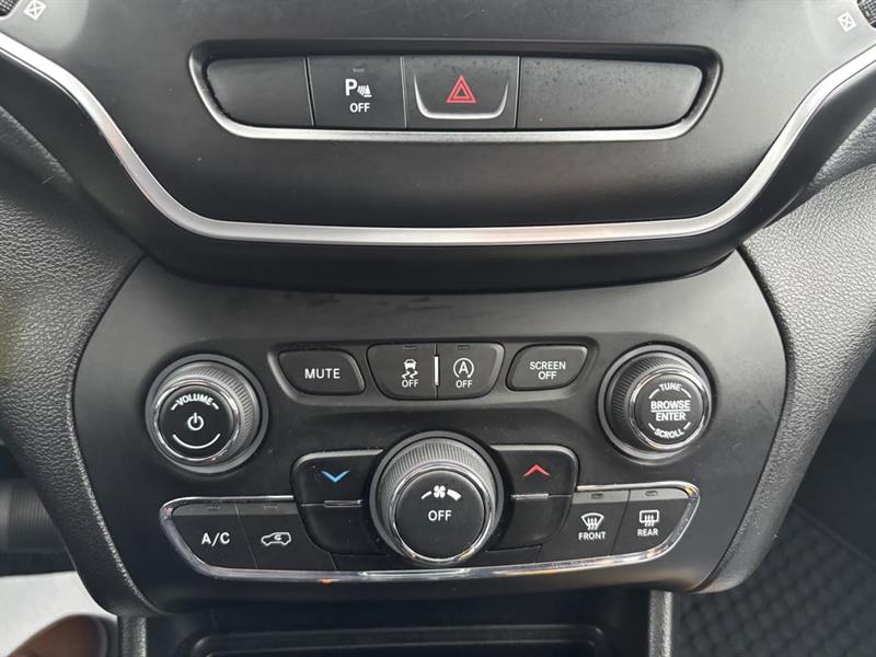 jeep Cherokee 2019 - 24