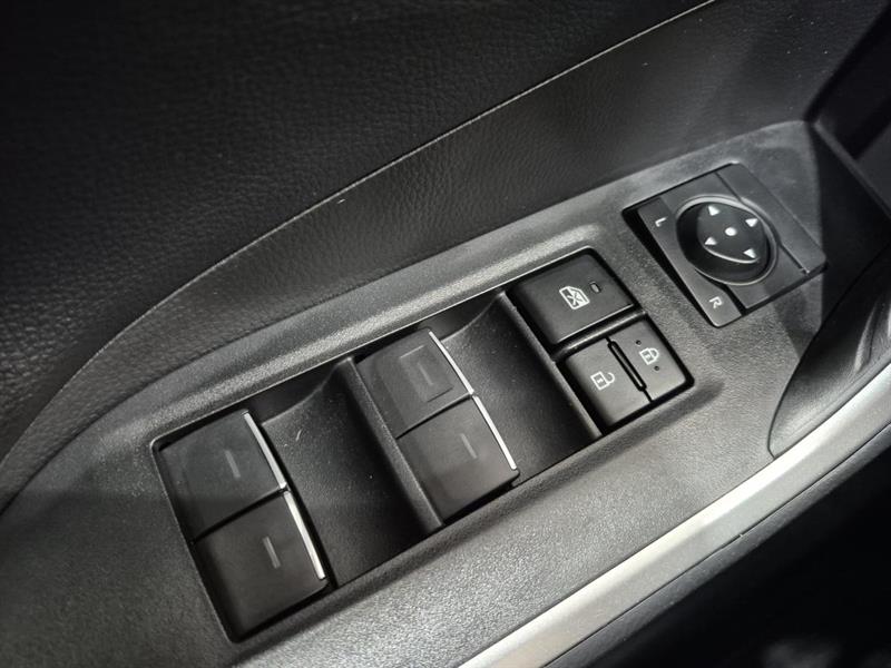 toyota RAV4 2023 - 10