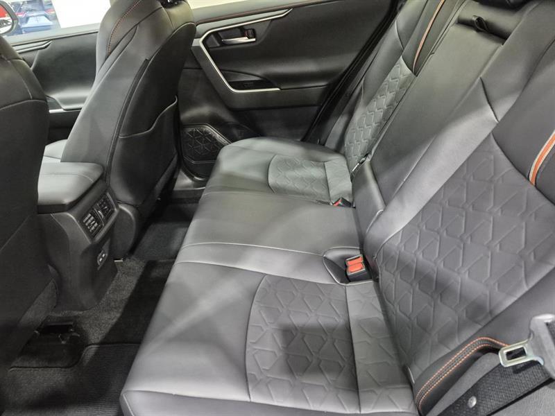 toyota RAV4 2023 - 25