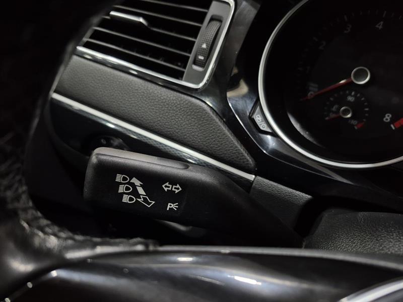 volkswagen Jetta 2017 - 12