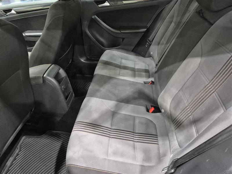 volkswagen Jetta 2017 - 22