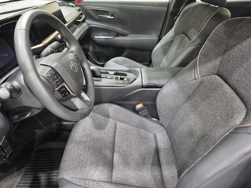 toyota Crown 2023 - 8