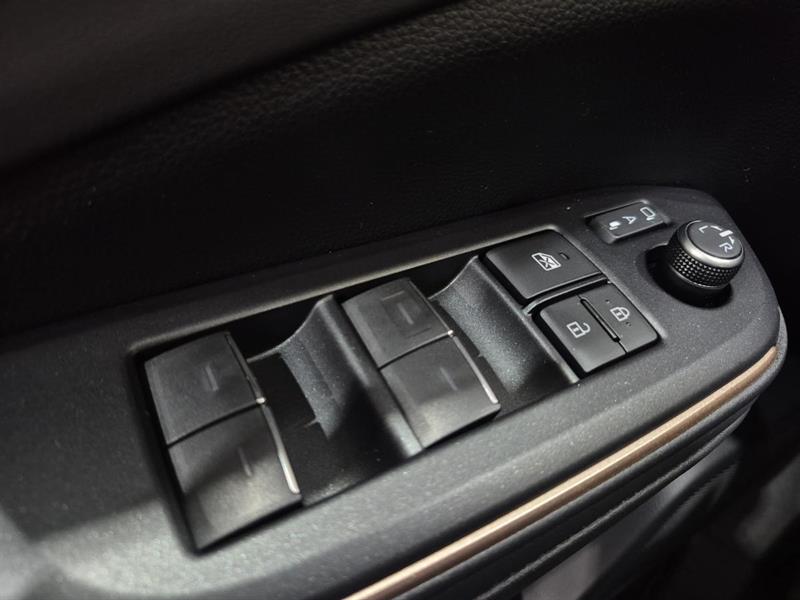 toyota Crown 2023 - 9