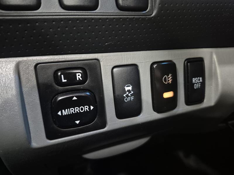 toyota Tacoma 2015 - 13