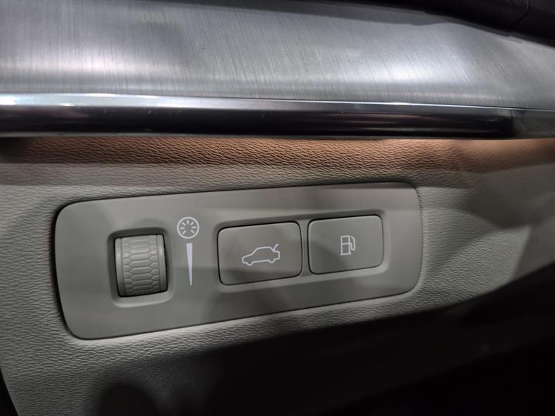 volvo XC90 2020 - 14