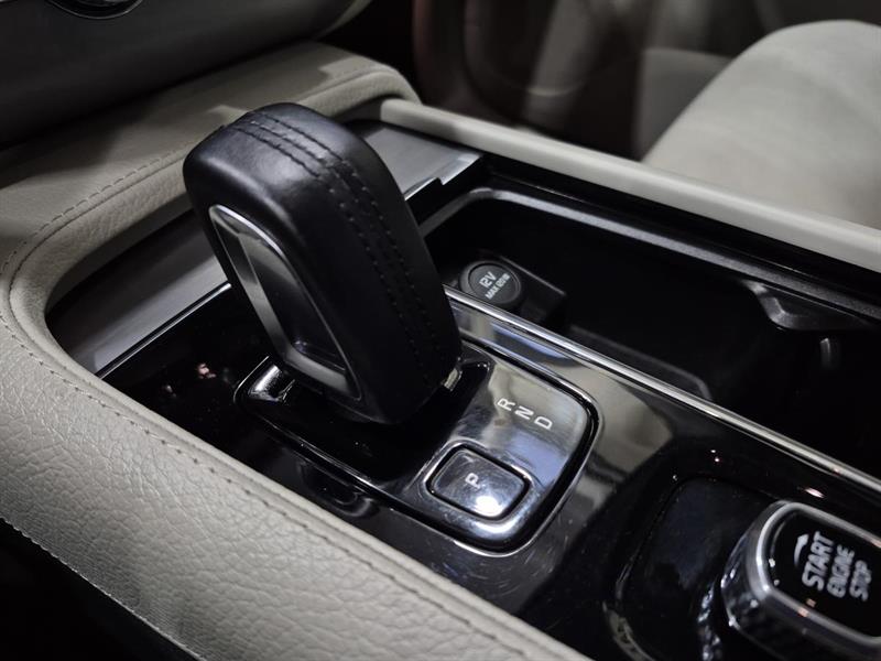 volvo XC90 2020 - 18