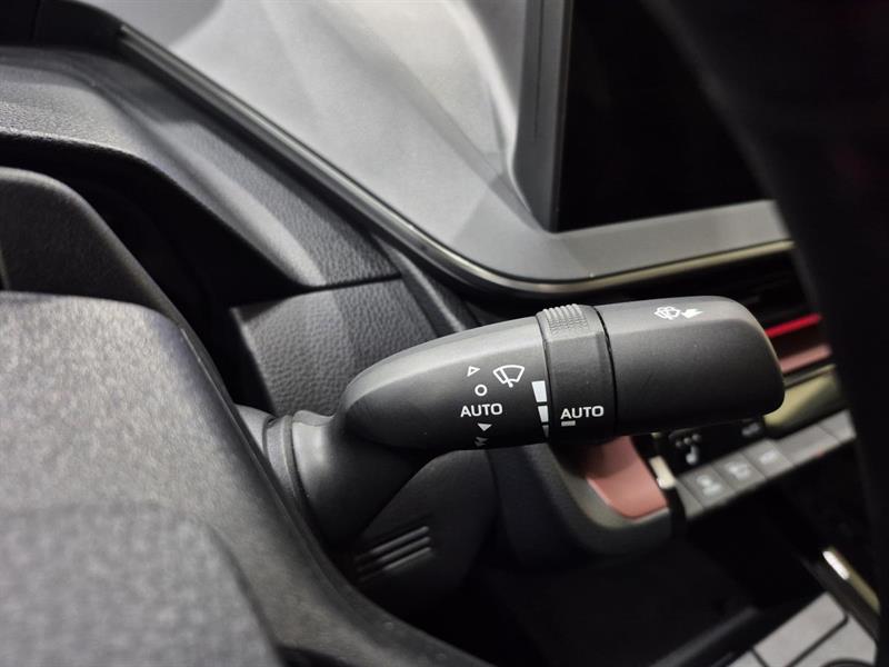 toyota Prius Prime 2023 - 13