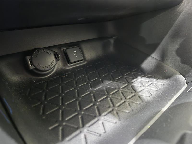 toyota RAV4 2022 - 18