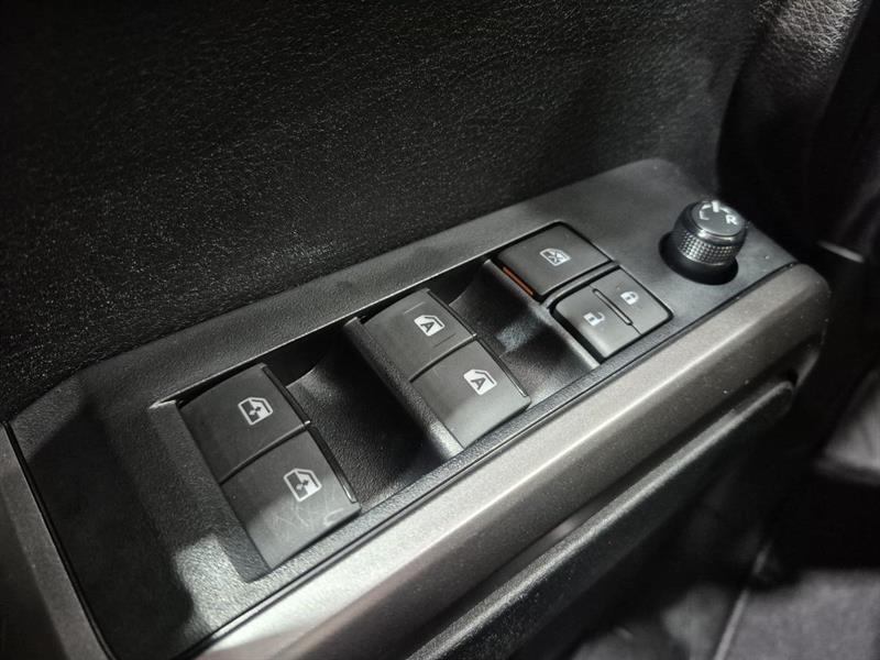 toyota Tacoma 2023 - 9