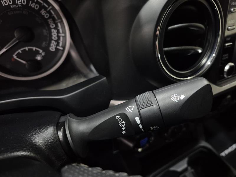 toyota Tacoma 2023 - 13