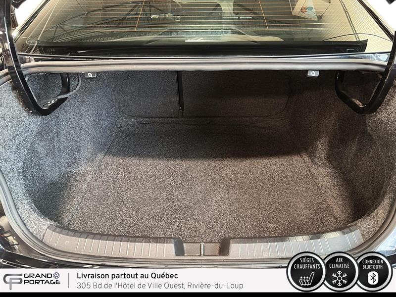 volkswagen Jetta 2023 - 9