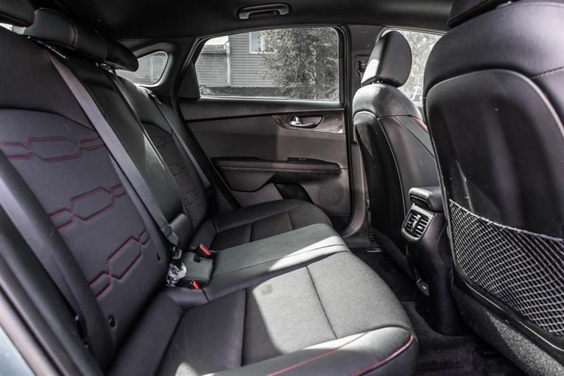 kia Forte5 2022 - 27