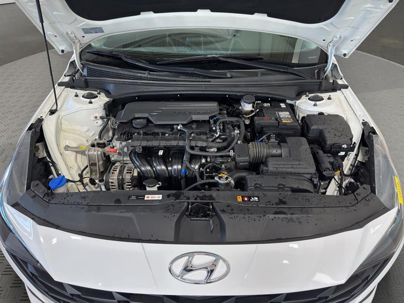 hyundai Elantra 2023 - 17