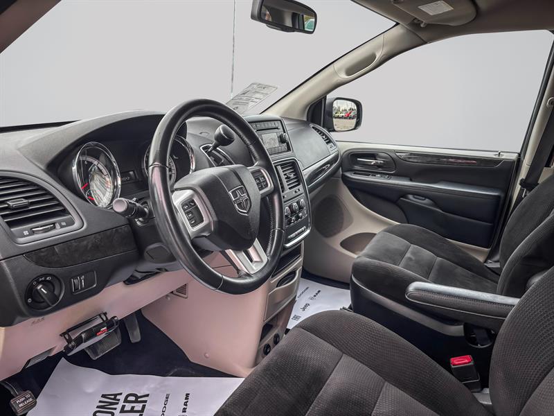 dodge Grand Caravan 2017 - 11