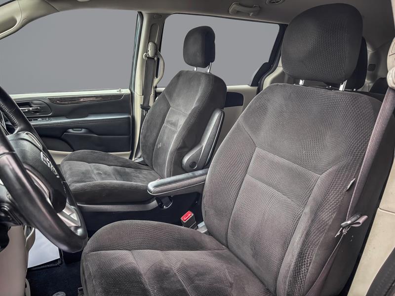 dodge Grand Caravan 2017 - 12