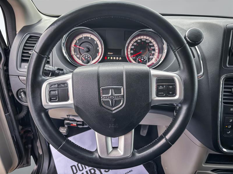 dodge Grand Caravan 2017 - 13