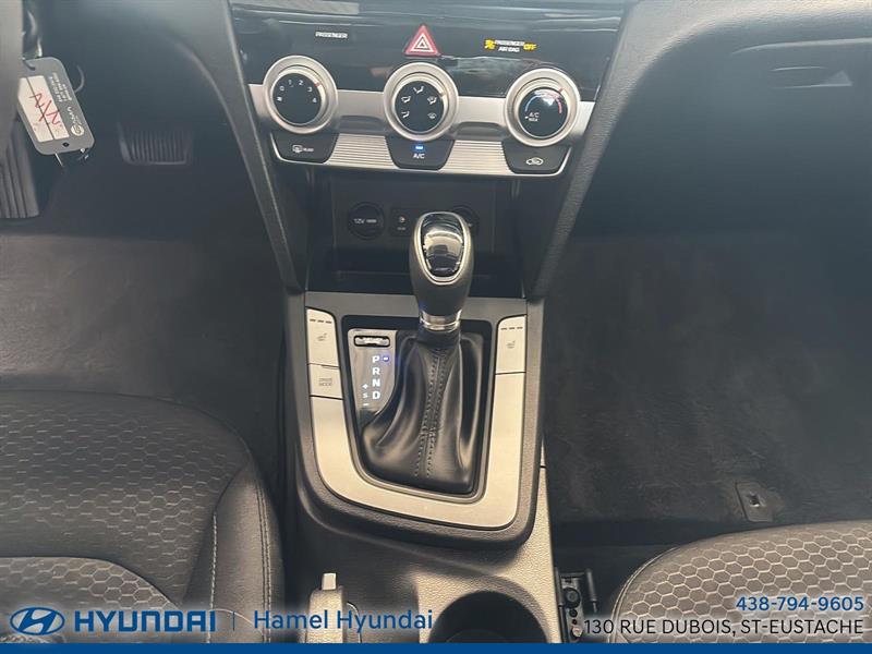 hyundai Elantra 2020 - 17