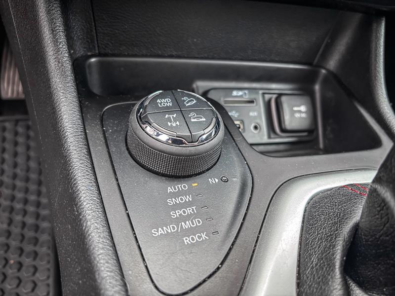 jeep Cherokee 2017 - 15