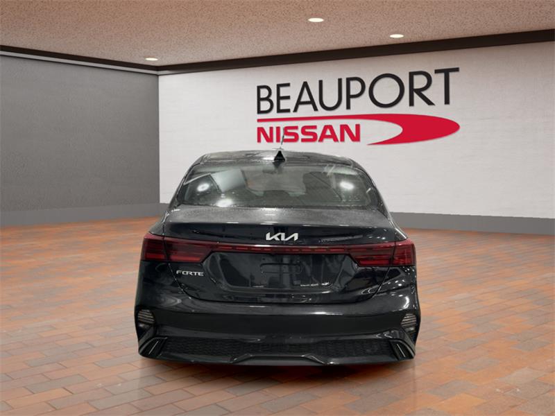 kia Forte 2024 - 3