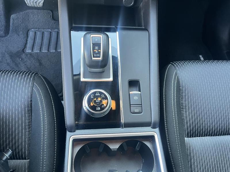 mitsubishi Outlander 2023 - 21