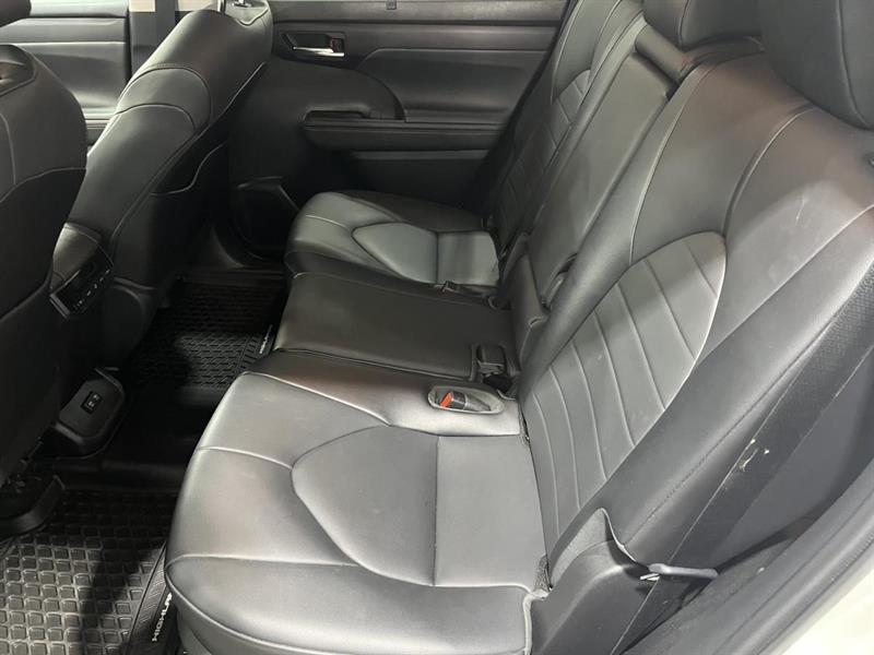 toyota Highlander 2021 - 14