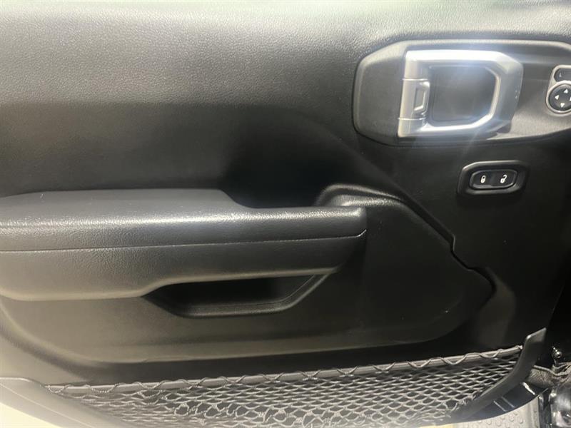 jeep Wrangler 2022 - 14