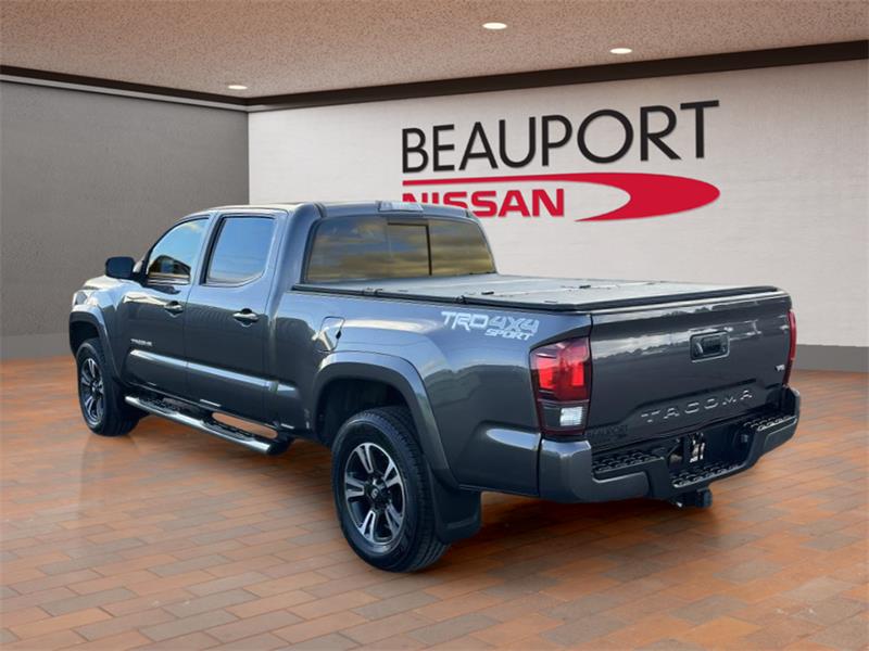 toyota Tacoma 2018 - 6