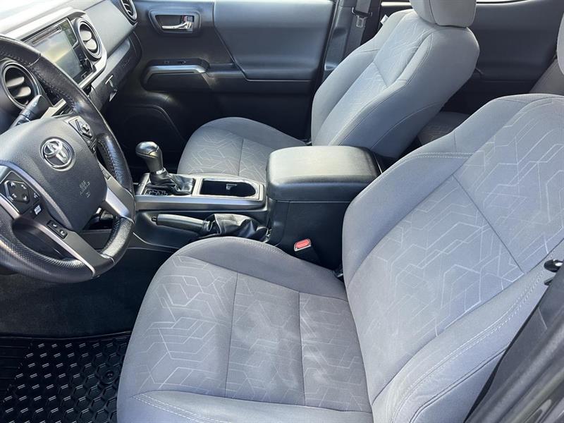 toyota Tacoma 2018 - 11