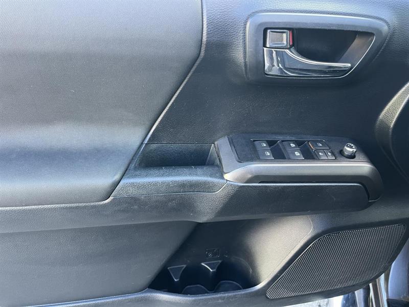 toyota Tacoma 2018 - 18