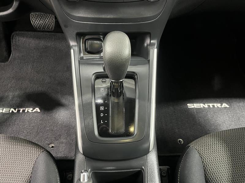 nissan Sentra 2017 - 21