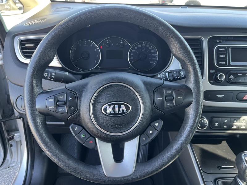 kia Rondo 2015 - 18