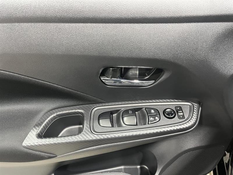 nissan Versa 2022 - 15