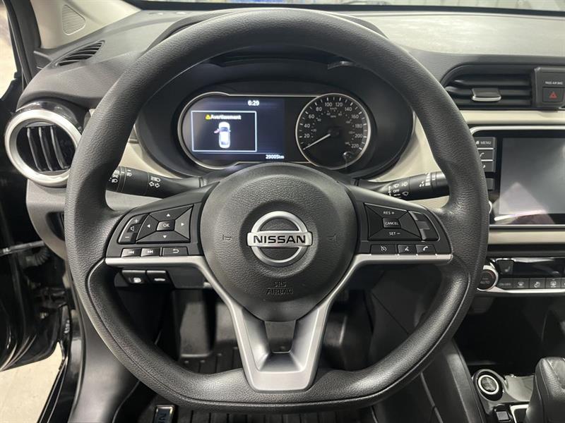 nissan Versa 2022 - 18