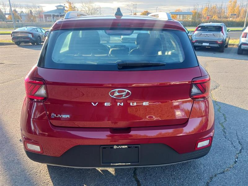 hyundai Venue 2022 - 12